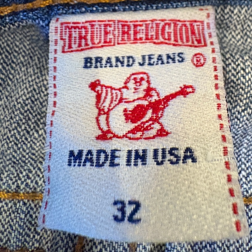 True Religion Distressed Jeans - Picture 4 of 5